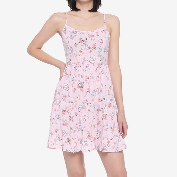 Hot Topic Dresses & Skirts - Women’s Floral Aristocats Marie Tiered Dress